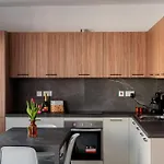Beautiful 2Bdr Apartment And Great Location!