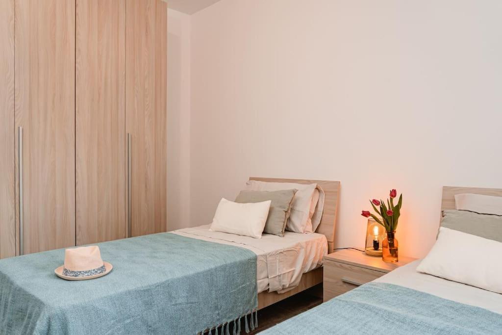 Beautiful 2bdr And Great Location! Gzira