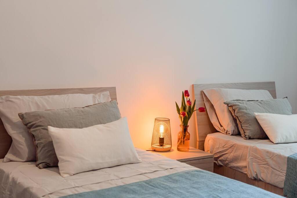 Beautiful 2bdr And Great Location! Apartment